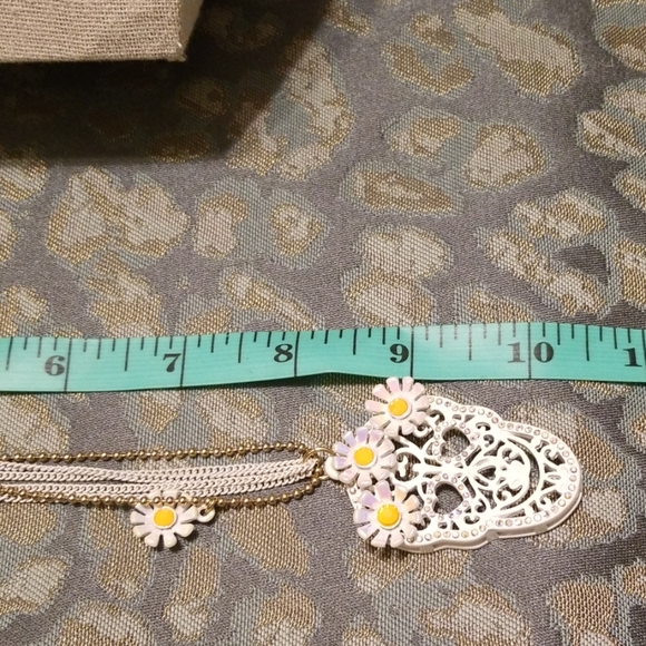 Betsy Johnson Skull Necklace - Picture 2 of 3